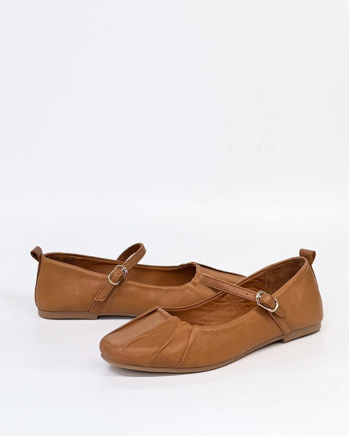 Luna Sole Dare Mary-jane ballet flat in tan leather | Gretel Lane