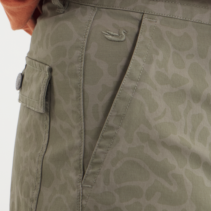 Dark Olive Camo | ON MODEL DETAIL