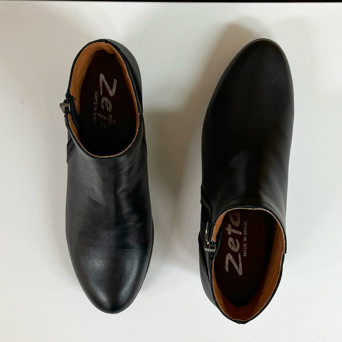 Gipsy Leather Block Ankle Boots (Negro)