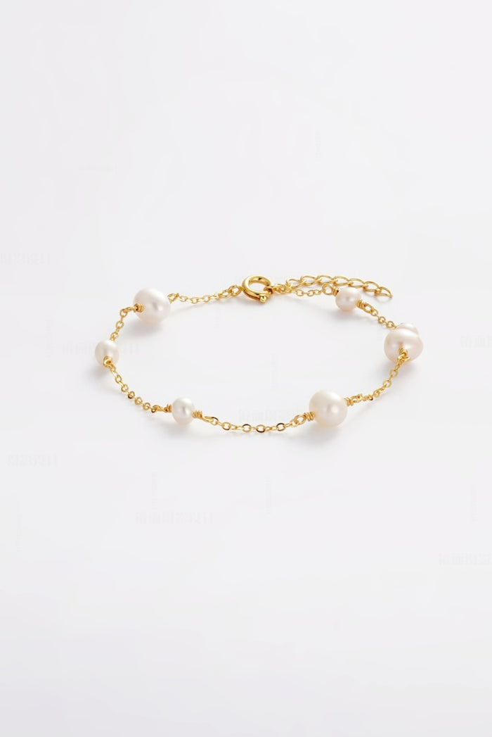 Zafino Gold Chain Luna Bracelet with Pearls | Gretel Lane