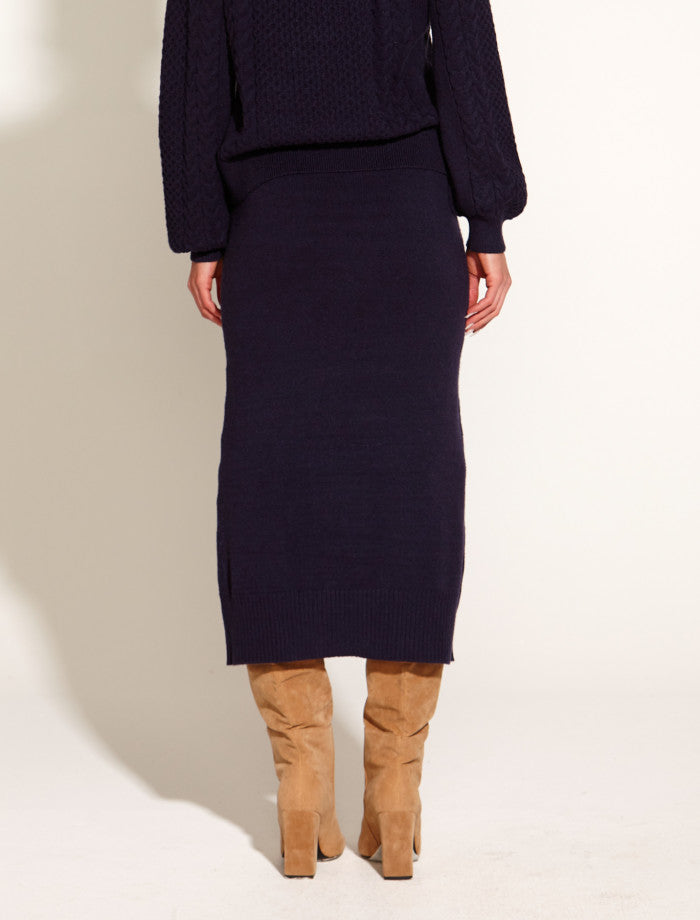 Treasure Midi Knit Skirt (Navy)