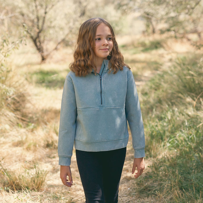 Seawash Burnt Sage | Lifestyle Image