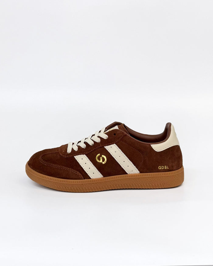 retro suede sneaker gum sole and lace-up