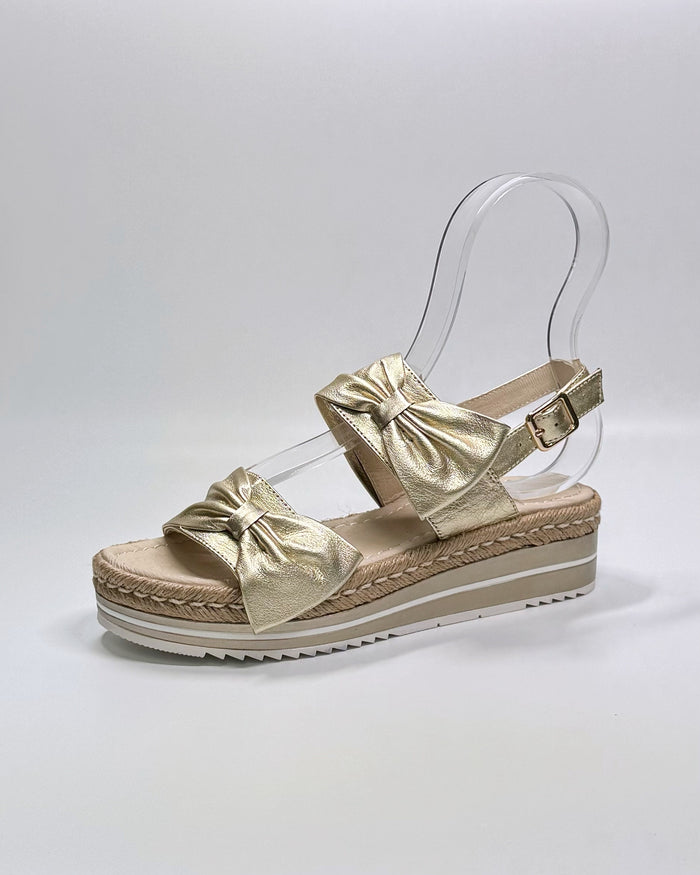 Adair (Pale Gold)