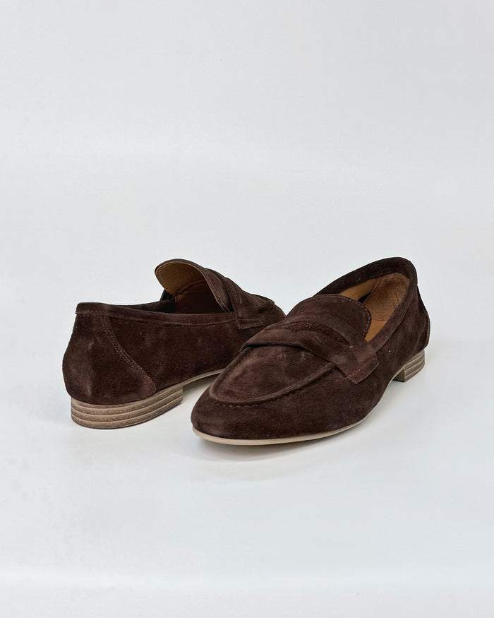 Luna Sole Alicia Women's Flat Loafer Brown Suede | Women's Shoes | Gretel Lane