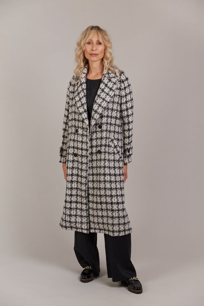 Aman Coat (Black)