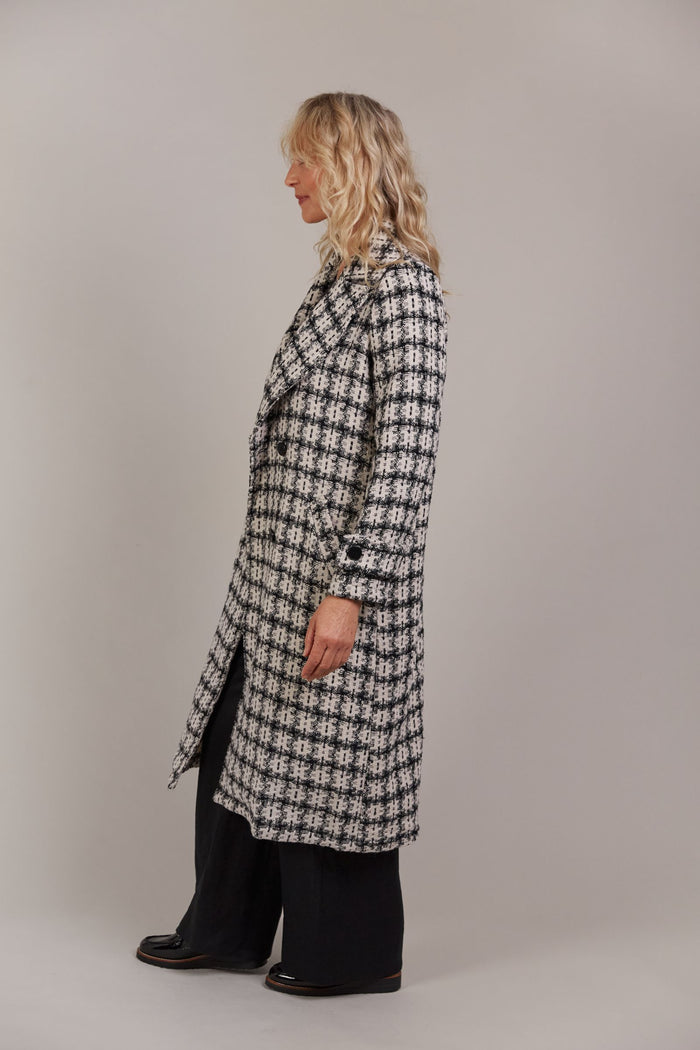 Aman Coat (Black)
