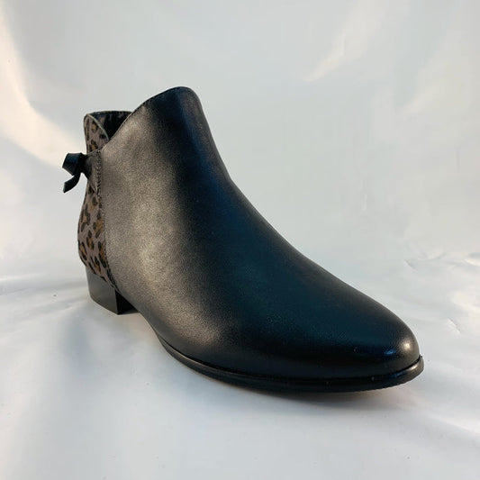black ankle boot with leopard print | Arwen
