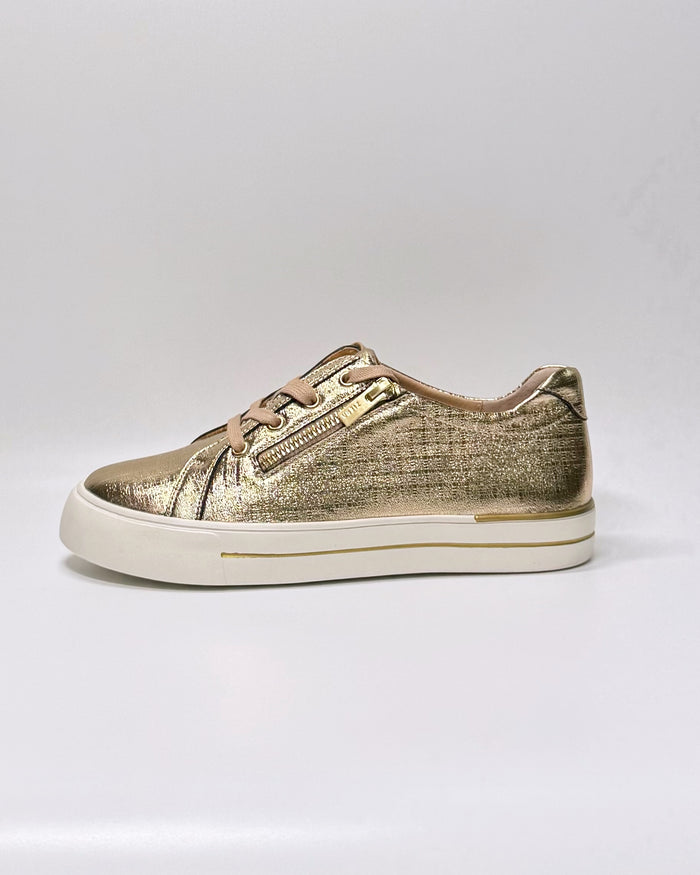 Audry (Gold Squares)