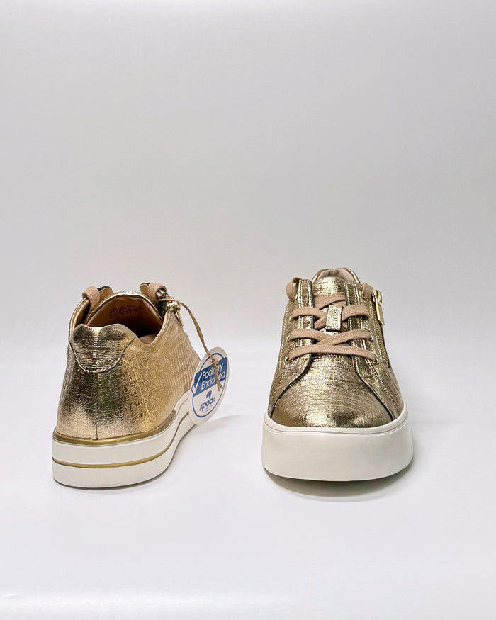 Audry (Gold Squares)