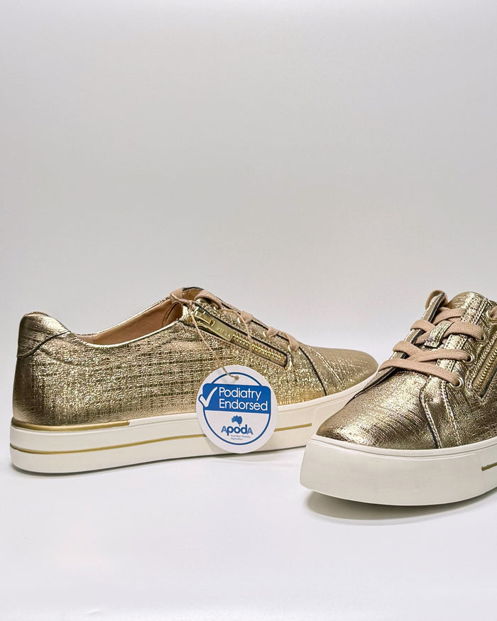 Audry (Gold Squares)