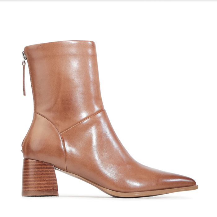EOS Women's Auroa Heel Boot in Pecan Leather | Gretel Lane