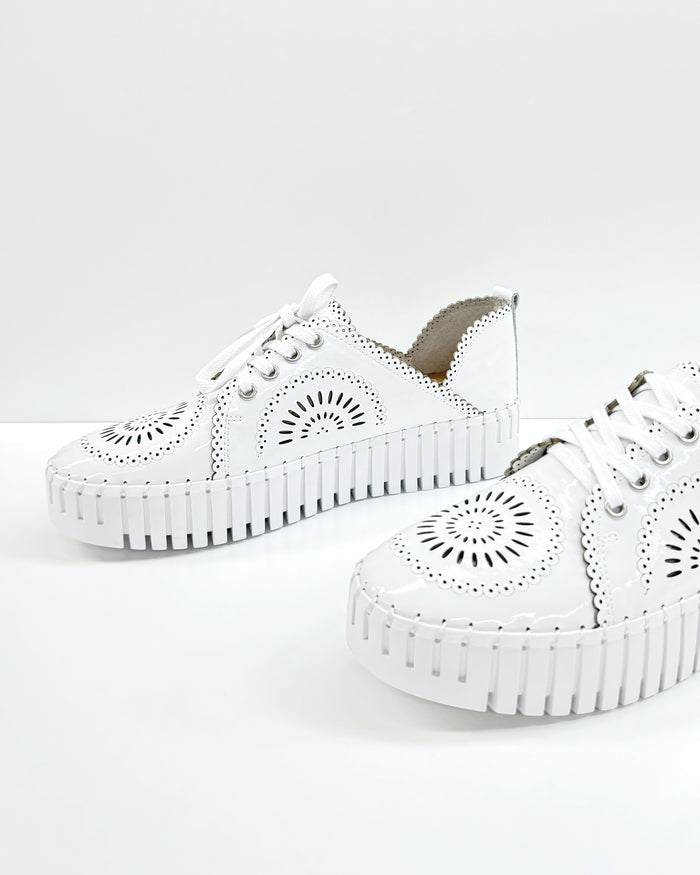 Bafia (White Patent)