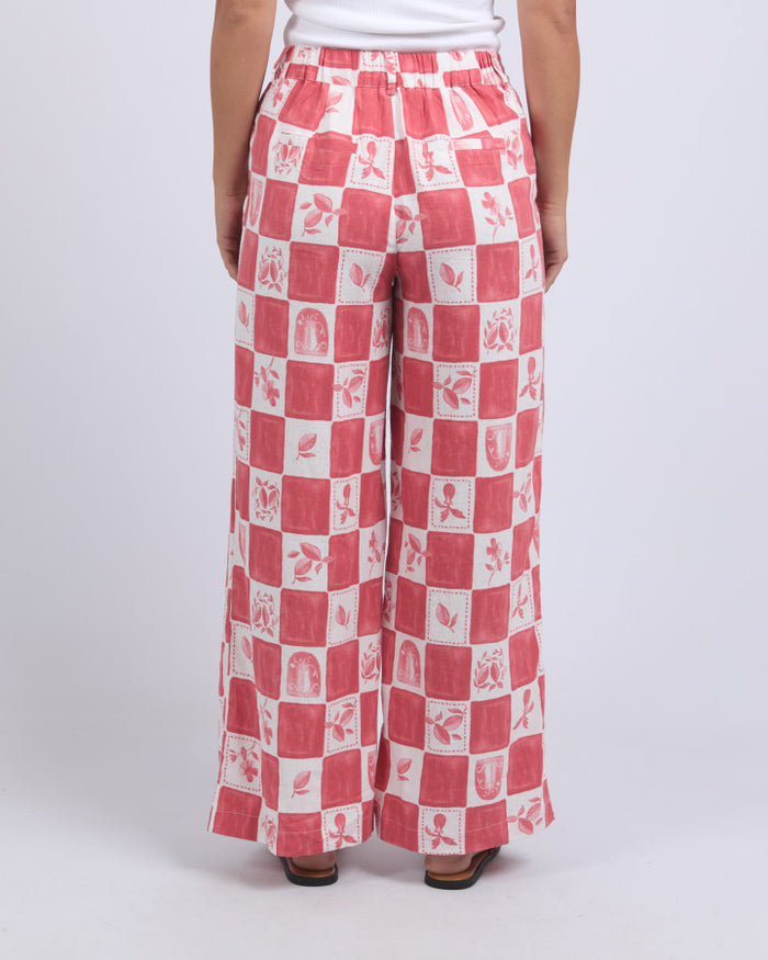 Foxwood Relaxed Fit Women's Pants in Red & White Checkered Print