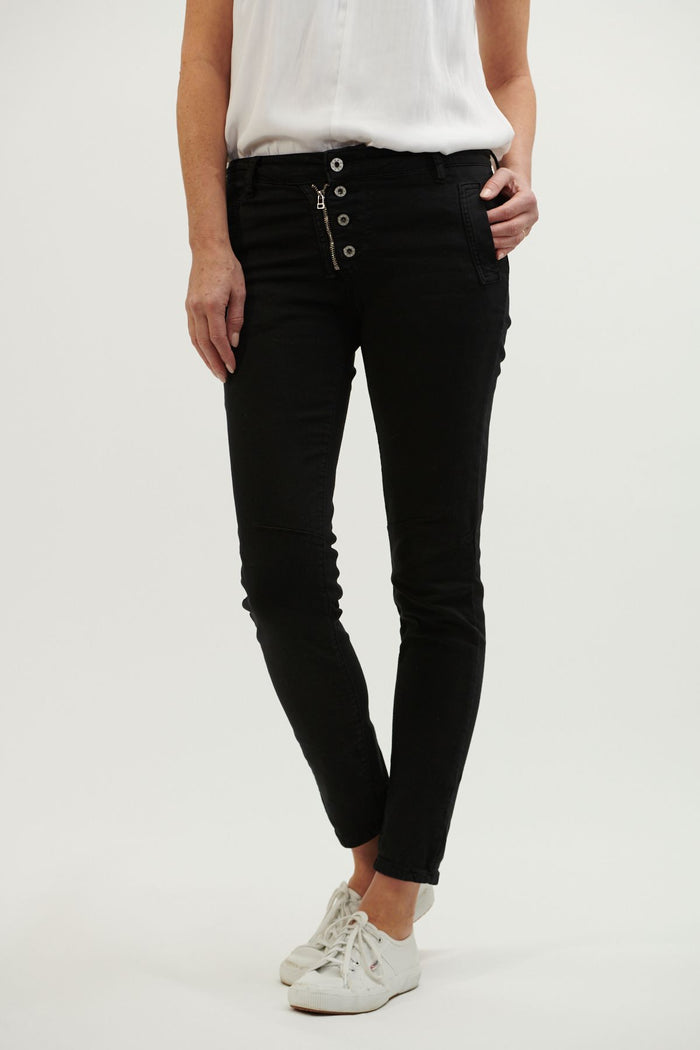 fitted women’s black jean | Italian Star