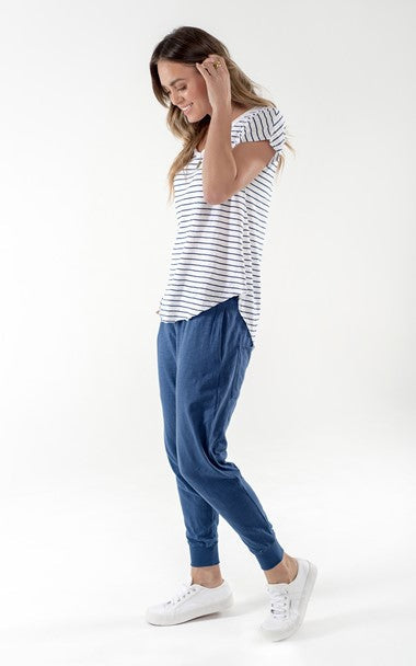 Women's indigo drawstring pants with side pockets