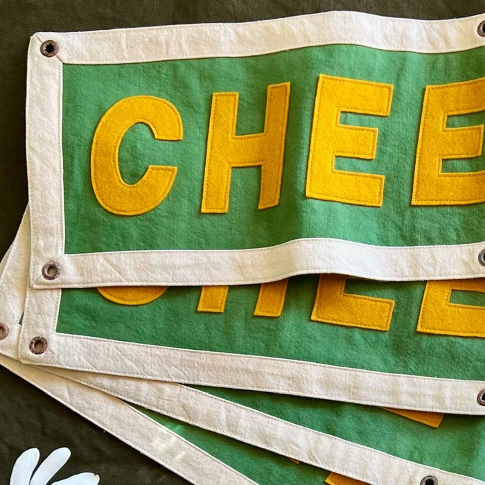 CHEE HOO Banner in Green