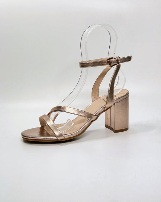 Clara (Rose Gold Metallic)