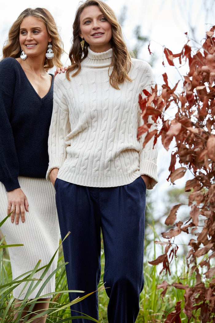 rolled rib neckline cable knit jumper