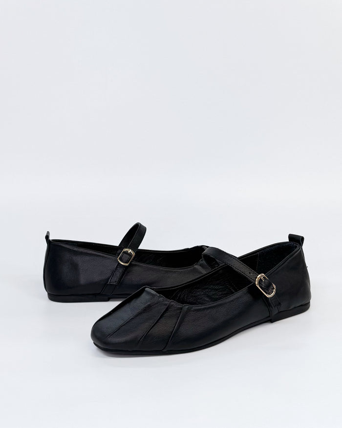 Luna Sole Black Leather Women's Dare Mary-jane Ballet Flat | Gretel Lane