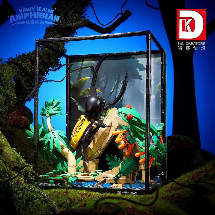 DK 7019 Rainy Season Amphibian Rainforest Adventire