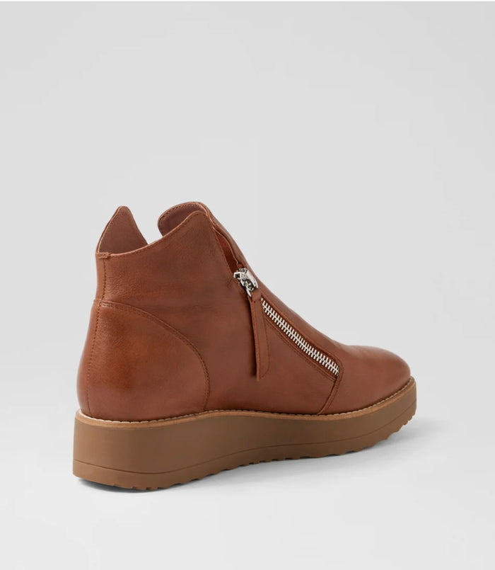 Top End Dosta Twin Zip Ankle Boot Whiskey Leather | Women's Footwear | Gretel Lane