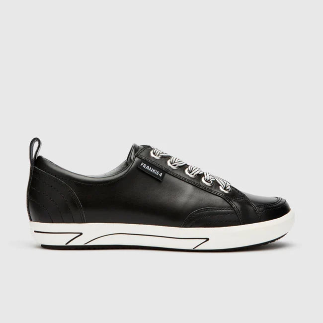 FRANKiE4 Ellie IV sneakers in black leather cushioned support
