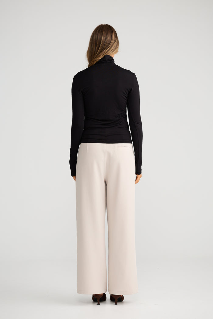 Brave + True Essential Long Sleeve Polo Top in Black | Women's Clothing | Gretel Lane