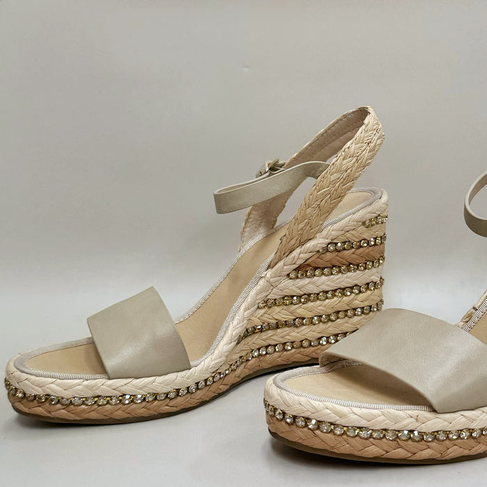 Etroya (Almond-Natural Multi)