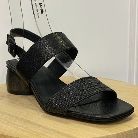 Fiero Leather Heel Sandals (Black)