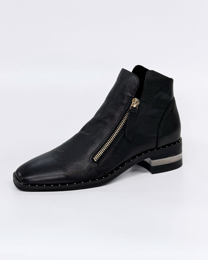 Django & Juliette Women's Black Leather Twin Zip Floriss Ankle Boot | Gretel Lane