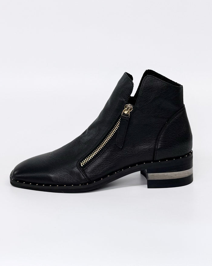 Django & Juliette Women's Black Leather Twin Zip Floriss Ankle Boot | Gretel Lane