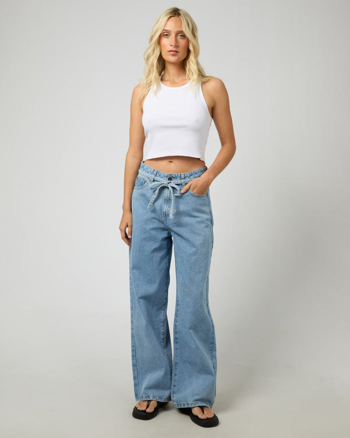 Women's light wash denim jeans | All About Eve