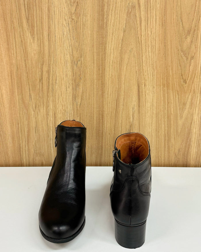 Gipsy Leather Block Ankle Boots (Negro)