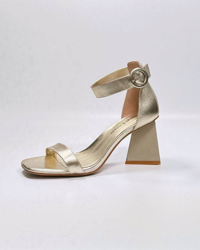 Haidar (Pale Gold)