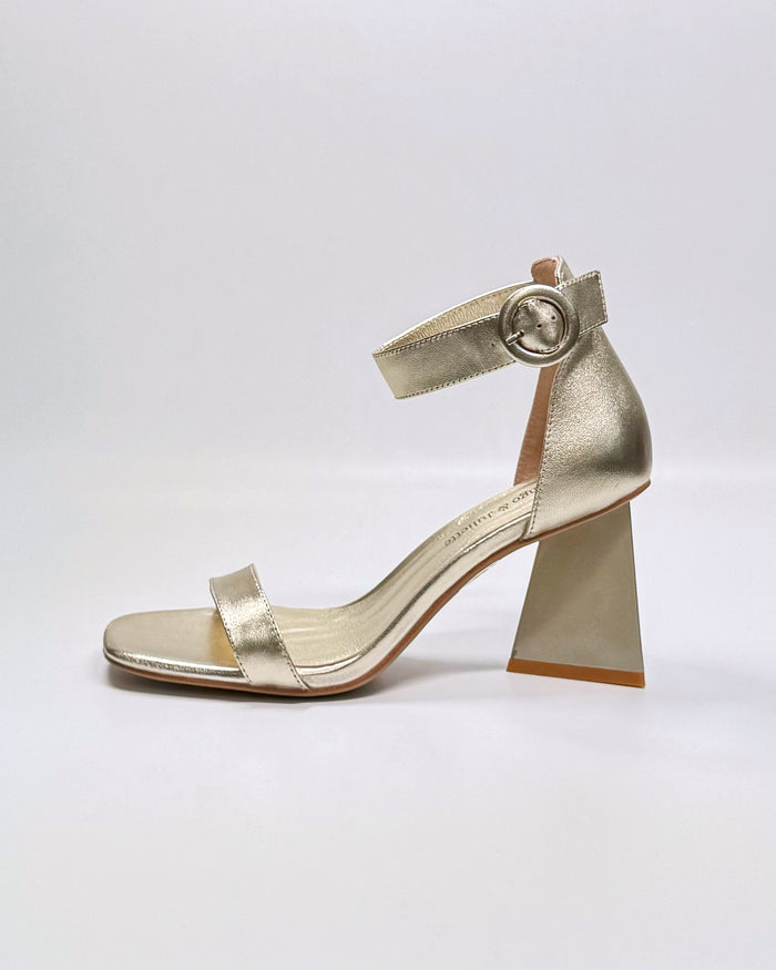 Haidar (Pale Gold)