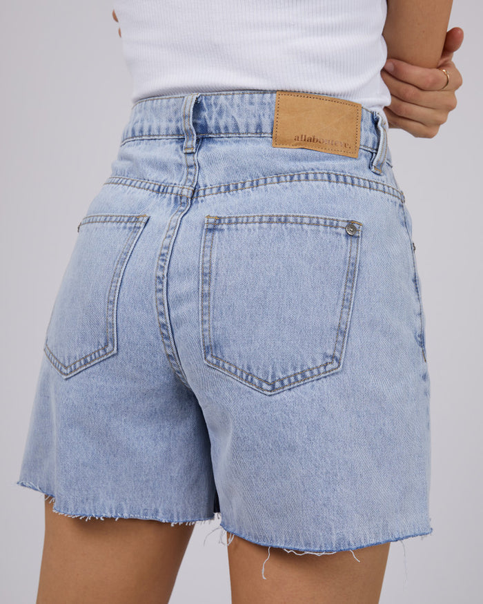 Harley Bermuda Short (Bleach)