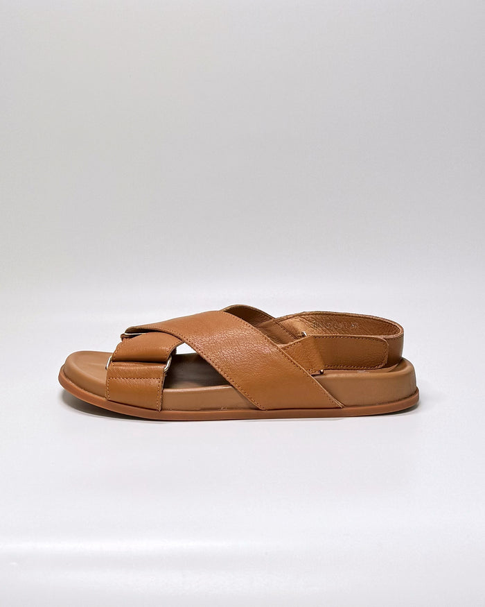Haylow (Dark Tan)