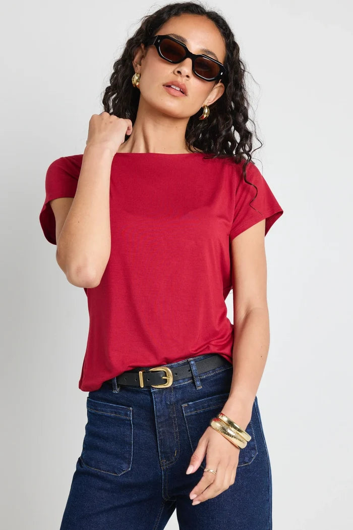 Impartial Boat Neck Top (Plum)