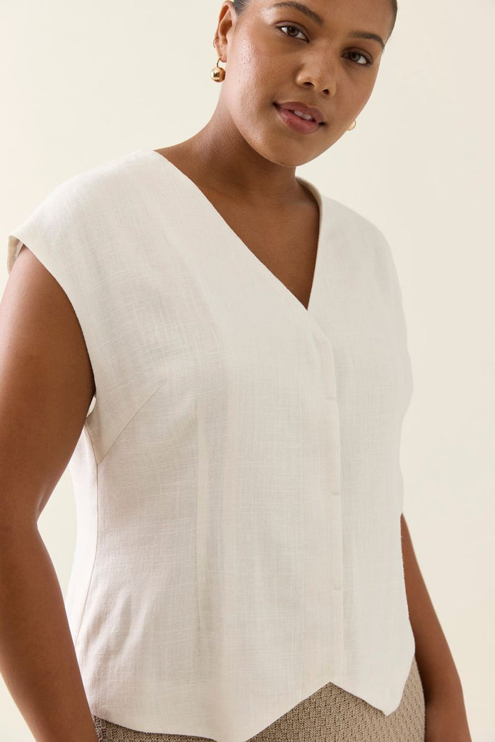 Ingrid Vest (Lotus)