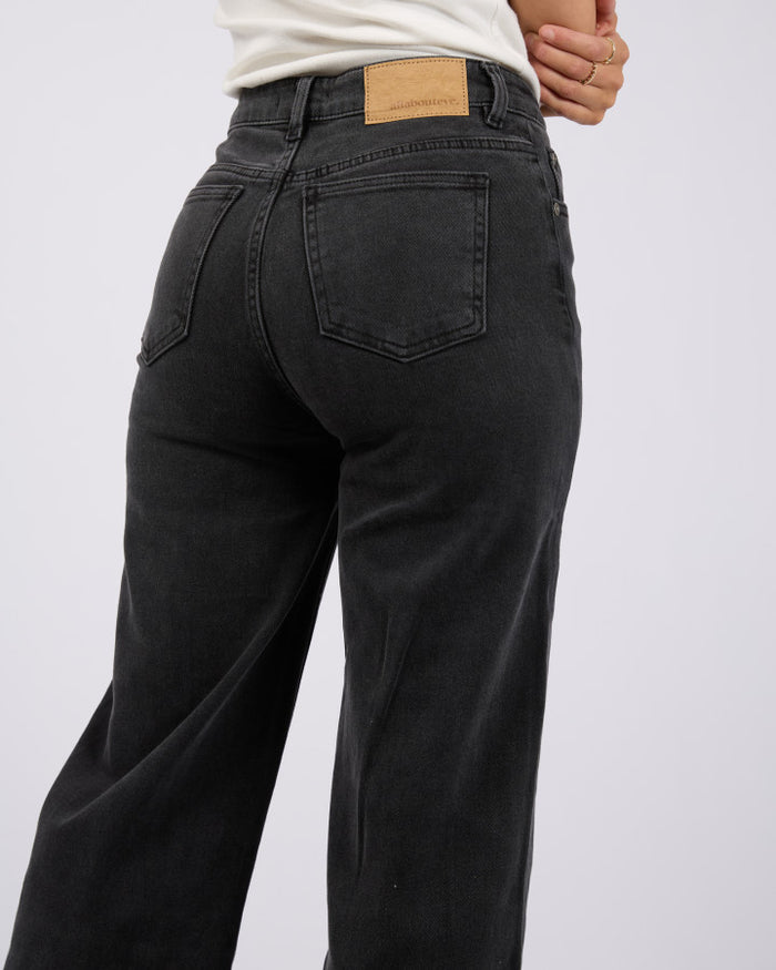 Jacqui Wide Leg (Washed Black)
