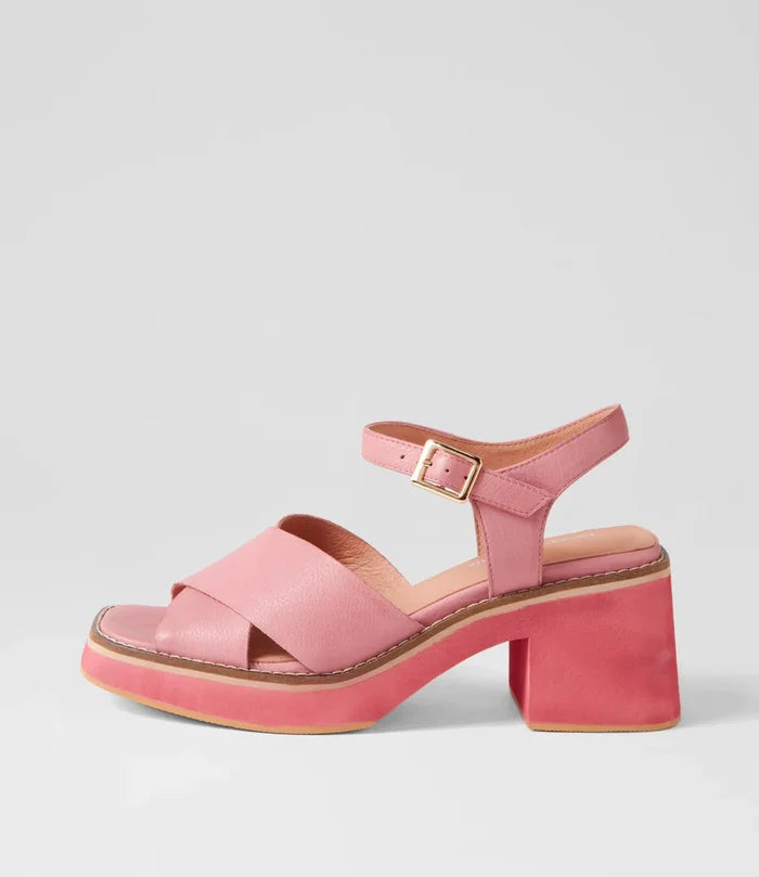 Jemi (Pretty Pink)
