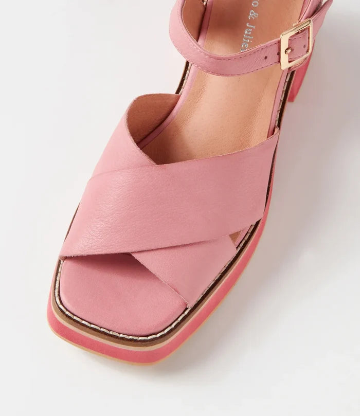Jemi (Pretty Pink)