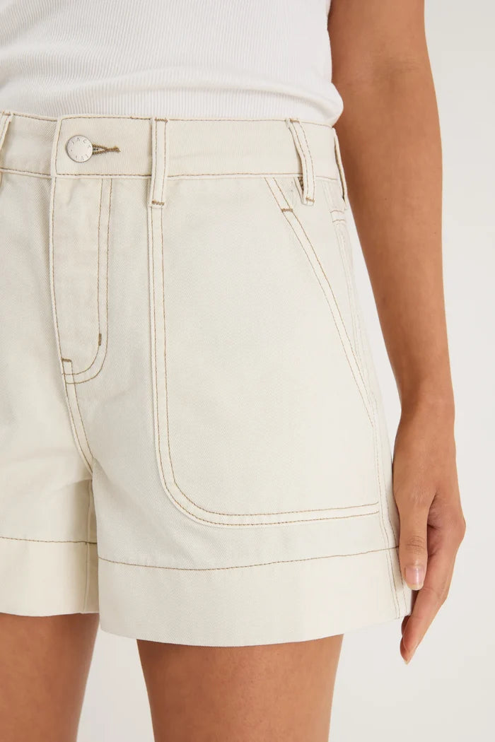 Kindly Pocket Front Denim Short (Ecru)