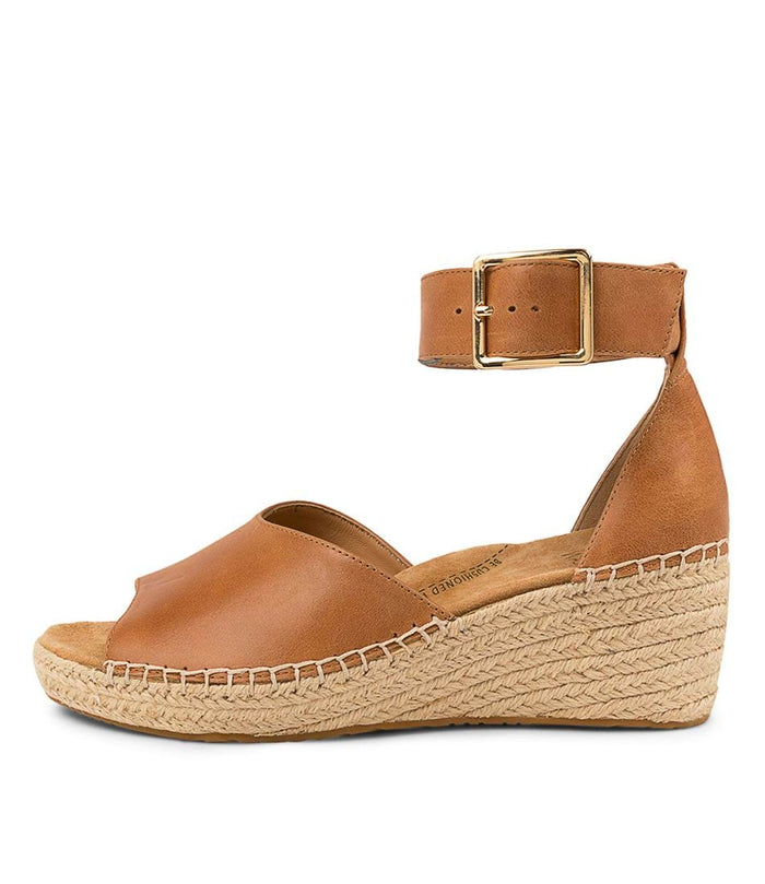 Koen (Tan)