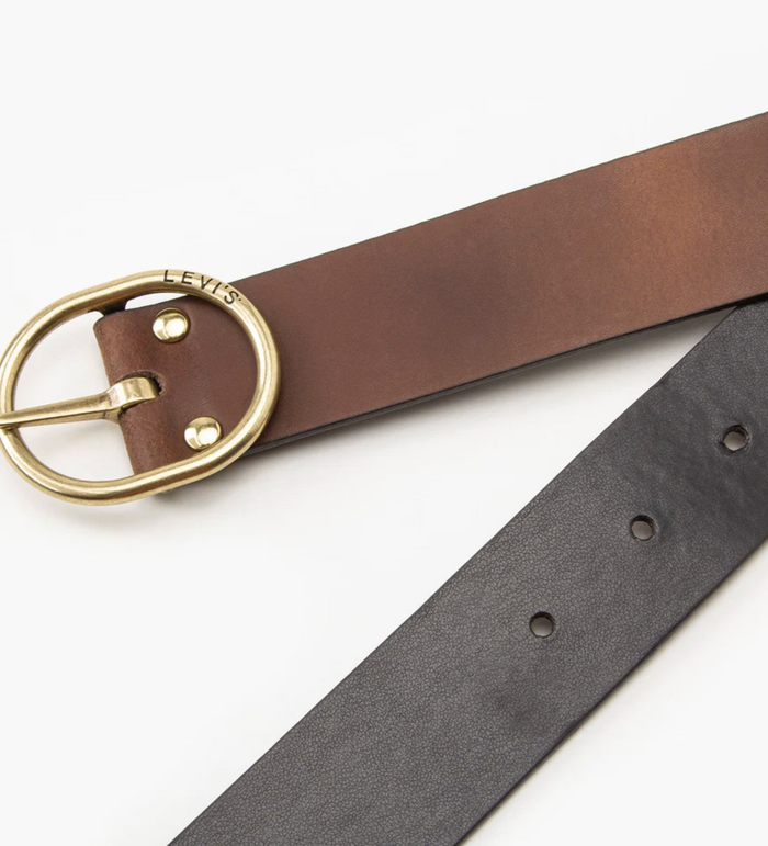 Levi’s Women’s black/brown reversible leather belt