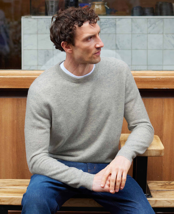Men's Light Grey Merino Wool Cashmere Crew Neck Jumper model shot