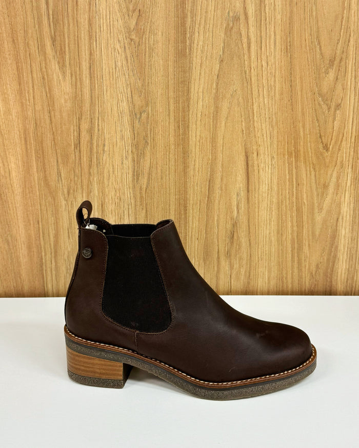 Menorca Leather Chelsea Boots (Cuero)