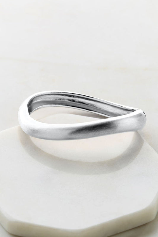 Nara Brushed Bracelet (Silver)