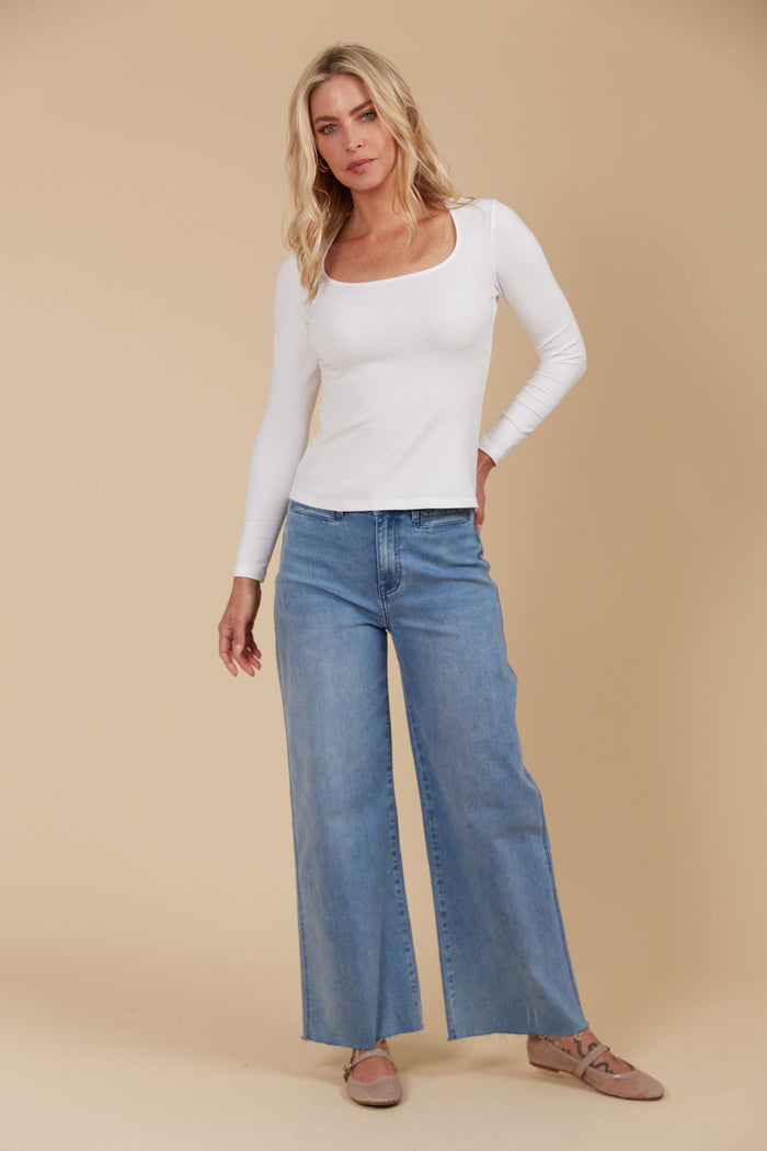 Isle of Mine Women's Ivory Naria Scoop Neck Long Sleeve Top | Gretel Lane